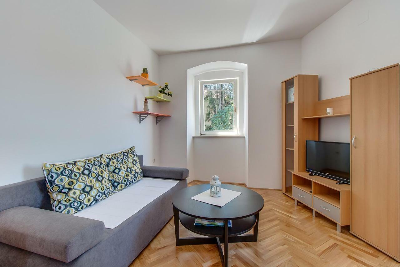 Bellus Mare Apartment *