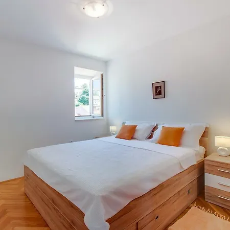 Apartments Bellus Mare Mali Losinj Exterior photo
