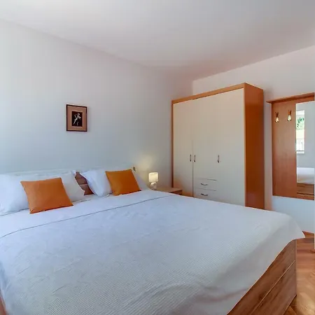 Apartments Bellus Mare Mali Losinj Exterior photo