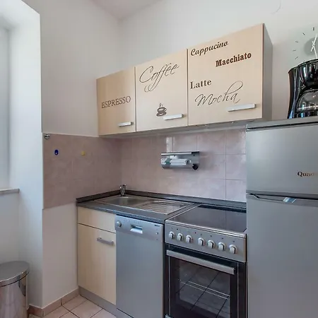 Apartments Bellus Mare Mali Losinj Exterior photo